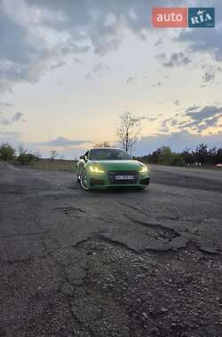 Купе Audi TT S 2016 в 