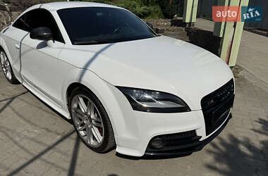 Купе Audi TT S 2011 в 