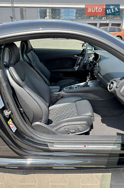 Купе Audi TT S 2020 в 