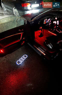 Купе Audi TT S 2009 в 