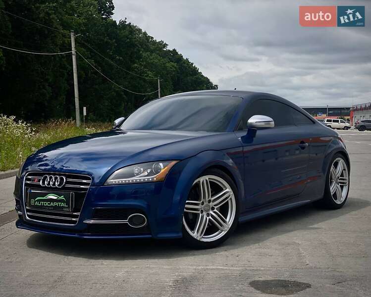 Audi TT S 2011