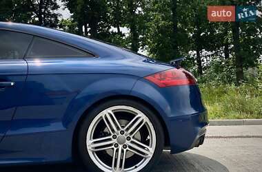 Купе Audi TT S 2011 в 