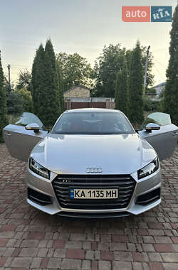 Купе Audi TT S 2016 в 