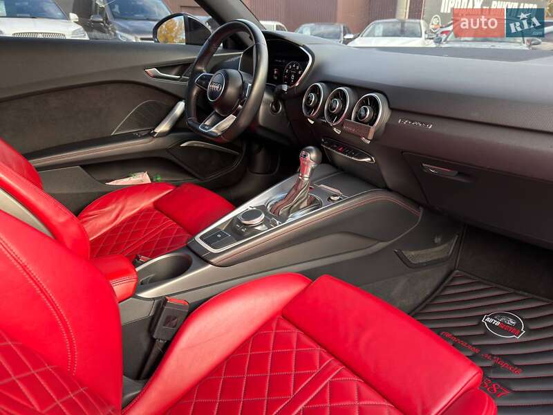 Купе Audi TT S 2016 в Харкові фото 24 Купе Audi TT S 2016 в Харкові