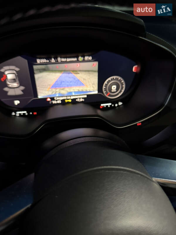 Купе Audi TT S 2016 в Кременце