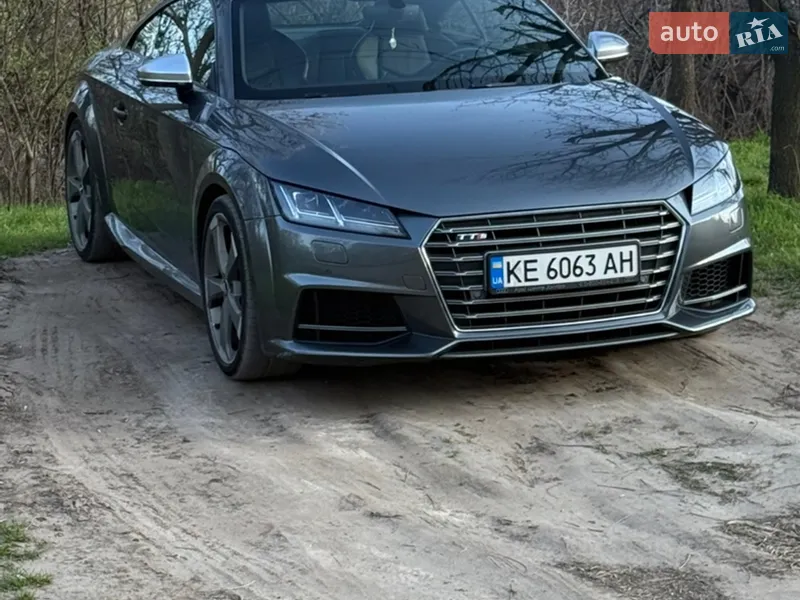 Audi TT S