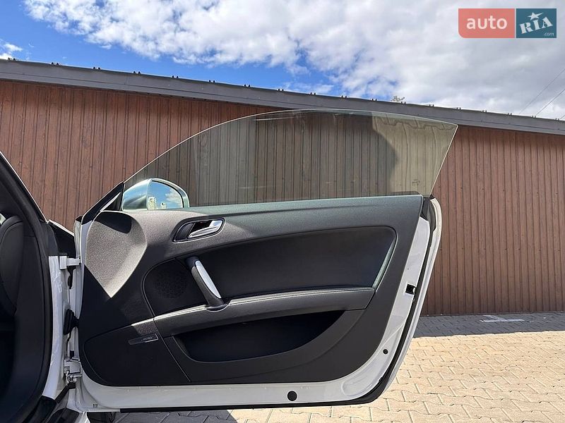 Купе Audi TT S 2012 в Киеве