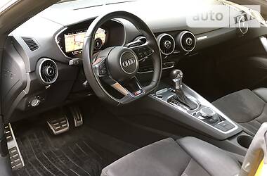 Купе Audi TT 2016 в 