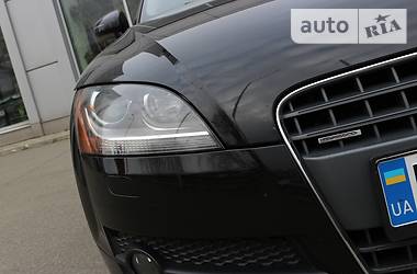 Купе Audi TT 2010 в 