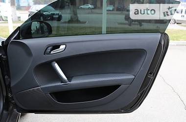 Купе Audi TT 2010 в 