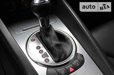 Купе Audi TT 2010 в 