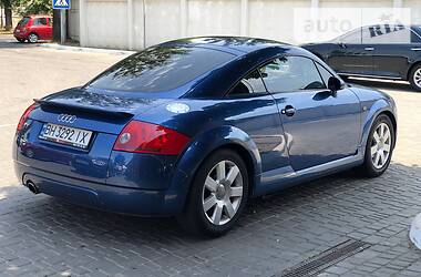 Купе Audi TT 2003 в 