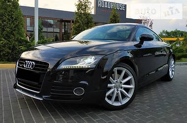 Купе Audi TT 2011 в 