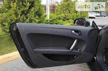 Купе Audi TT 2011 в 