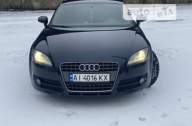 Купе Audi TT 2008 в 