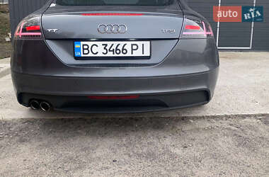 Купе Audi TT 2010 в 