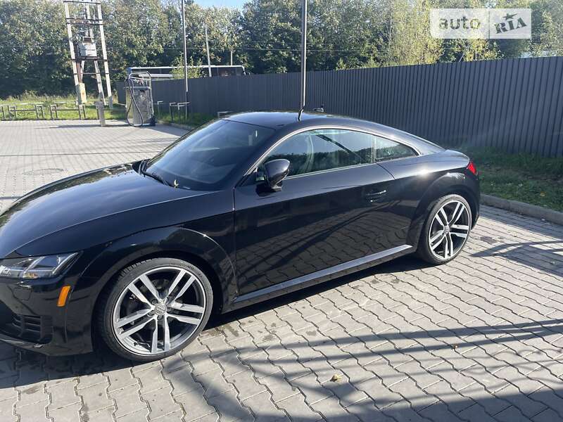 Купе Audi TT 2016 в Львові