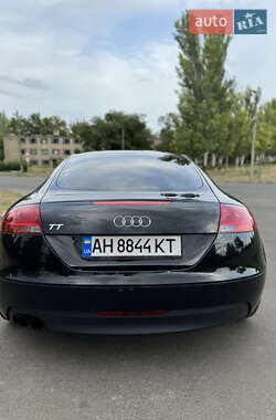 Купе Audi TT 2009 в 