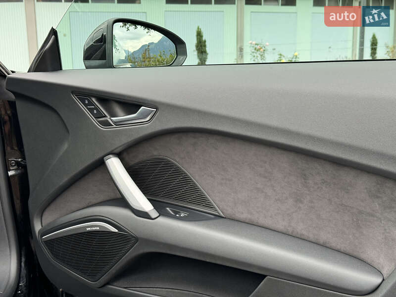 Родстер Audi TT 2017 в Киеве