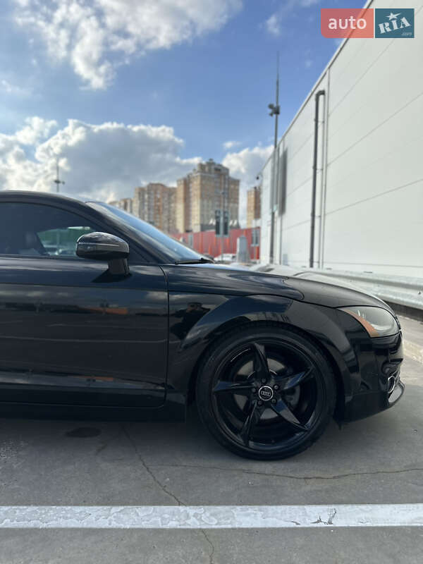 Купе Audi TT 2011 в Києві