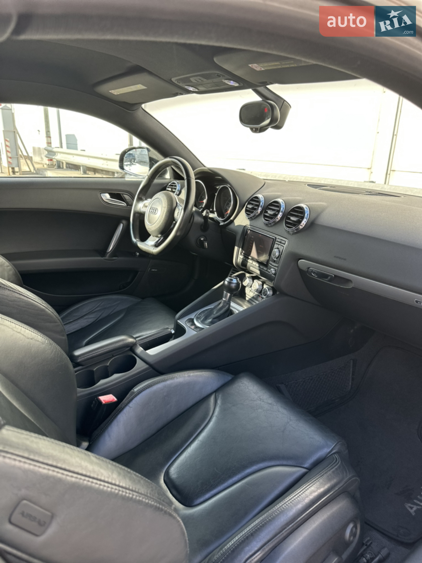 2011 Audi TT - мініатюра 16