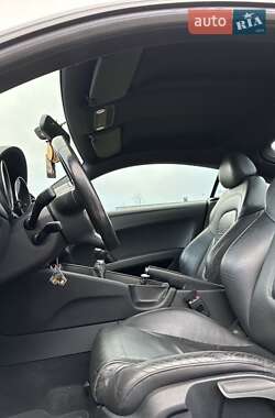 Купе Audi TT 2008 в 