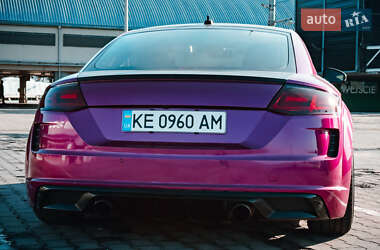 Купе Audi TT 2015 в 