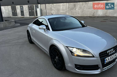 Купе Audi TT 2009 в 