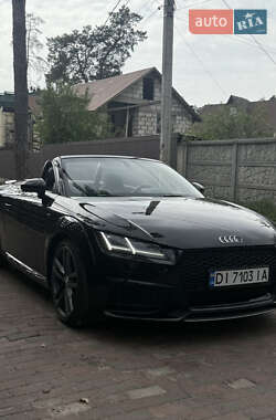 Родстер Audi TT 2015 в 