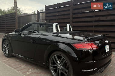 Родстер Audi TT 2015 в 