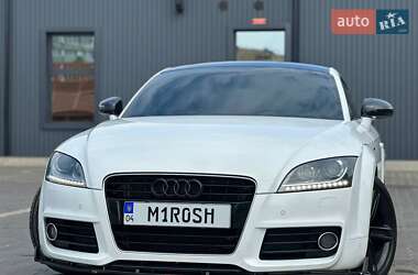 Купе Audi TT 2011 в 