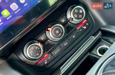 Купе Audi TT 2011 в 