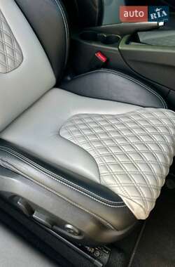 Купе Audi TT 2011 в 