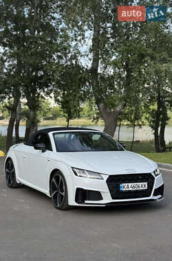 Родстер Audi TT 2018 в 