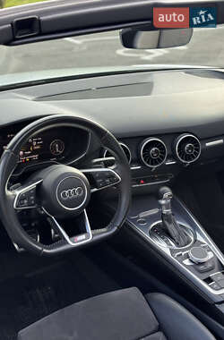 Родстер Audi TT 2018 в 