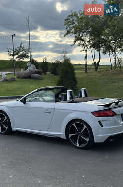 Родстер Audi TT 2018 в 