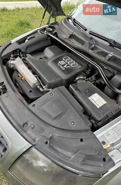 Купе Audi TT 2006 в 