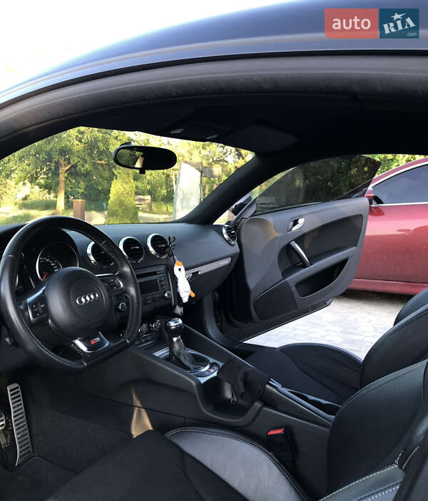 Купе Audi TT 2010 в Дніпрі