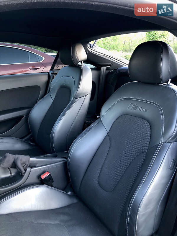 Купе Audi TT 2010 в Дніпрі