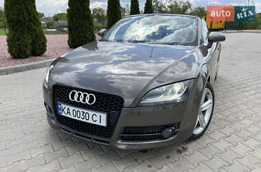 Родстер Audi TT 2010 в 