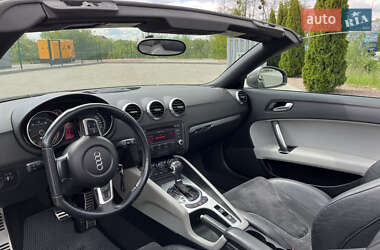 Родстер Audi TT 2010 в 