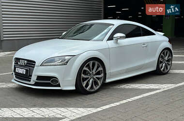 Купе Audi TT 2012 в 