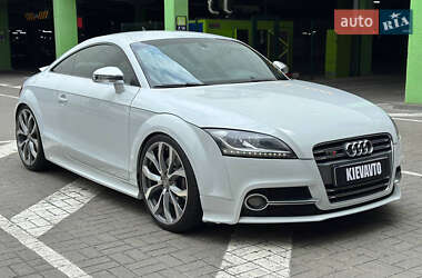 Купе Audi TT 2012 в 