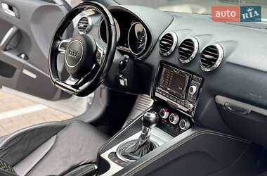 Купе Audi TT 2012 в 