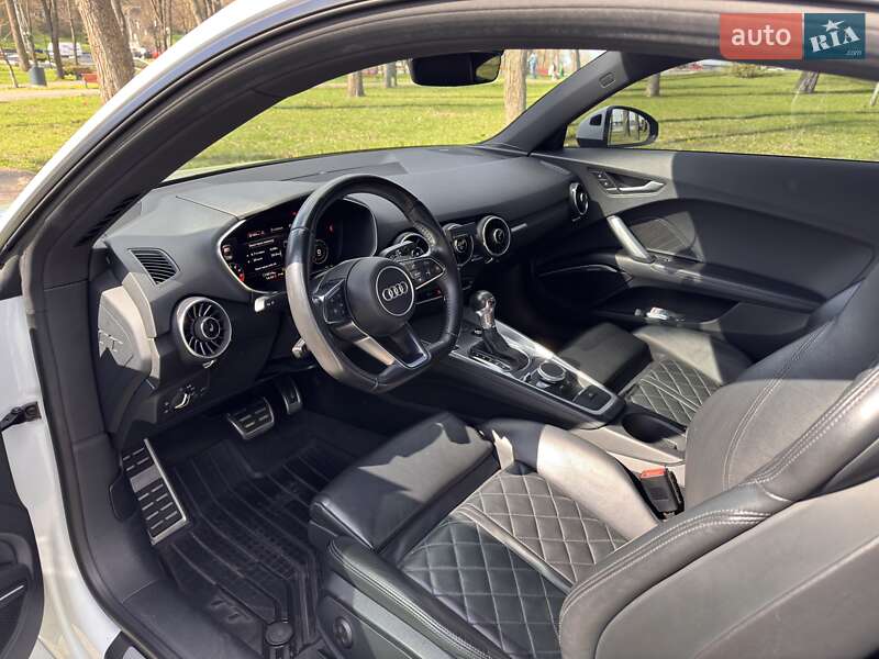 Купе Audi TT 2015 в Киеве