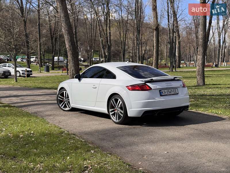 Купе Audi TT 2015 в Киеве