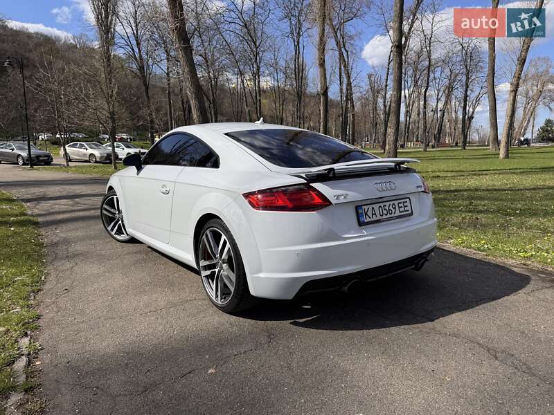 Купе Audi TT 2015 в Киеве