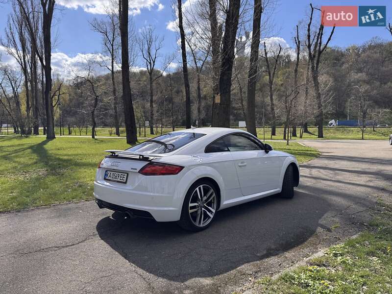 Купе Audi TT 2015 в Киеве