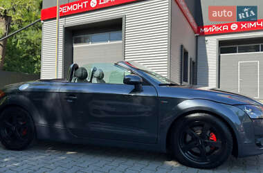 Купе Audi TT 2008 в 