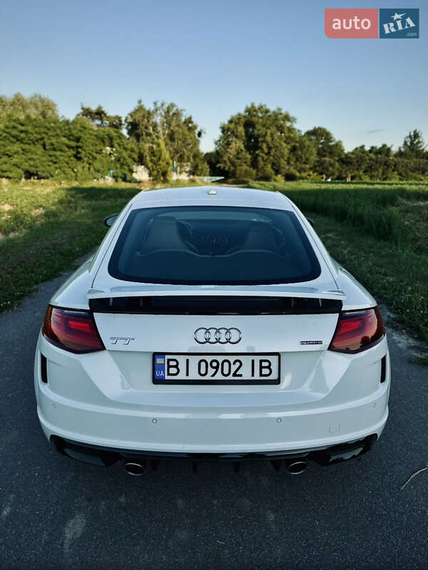 Купе Audi TT 2016 в Лубнах